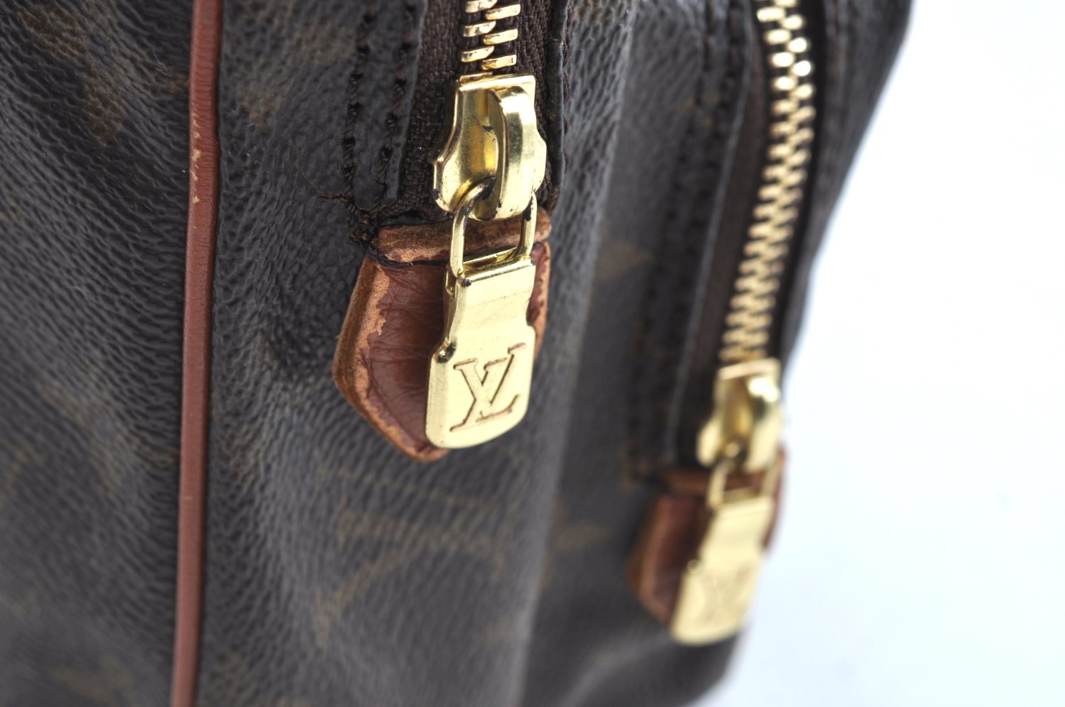 Auth Louis Vuitton Monogram Mini Amazone Shoulder Cross Bag Old Model Junk K5259