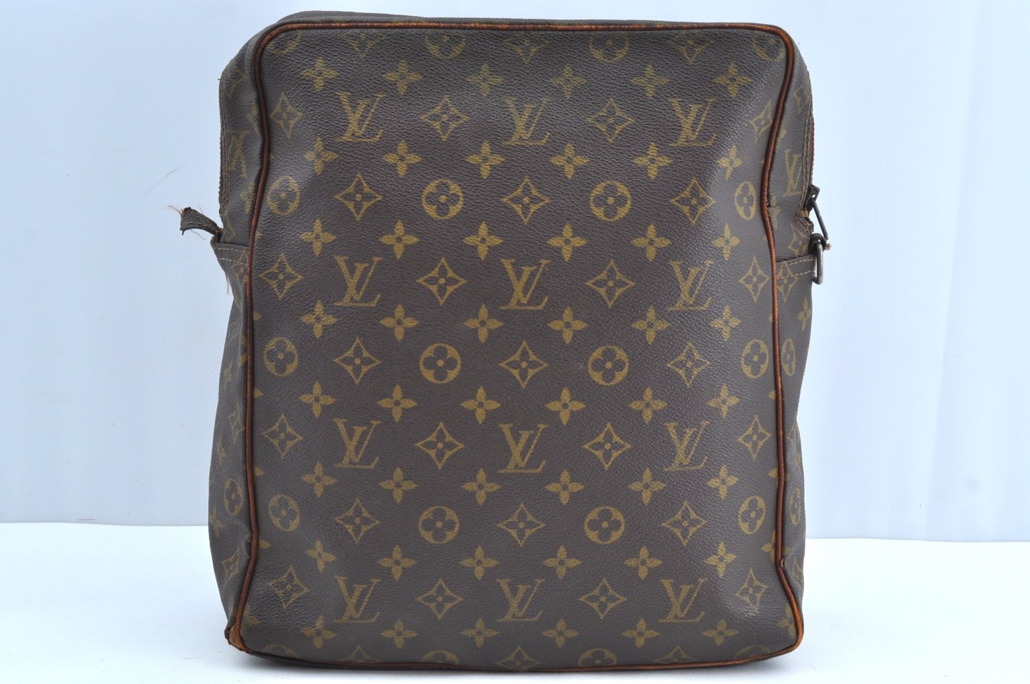 Authenic Louis Vuitton Monogram Marceau Shoulder Cross Bag Old Model Junk K5260