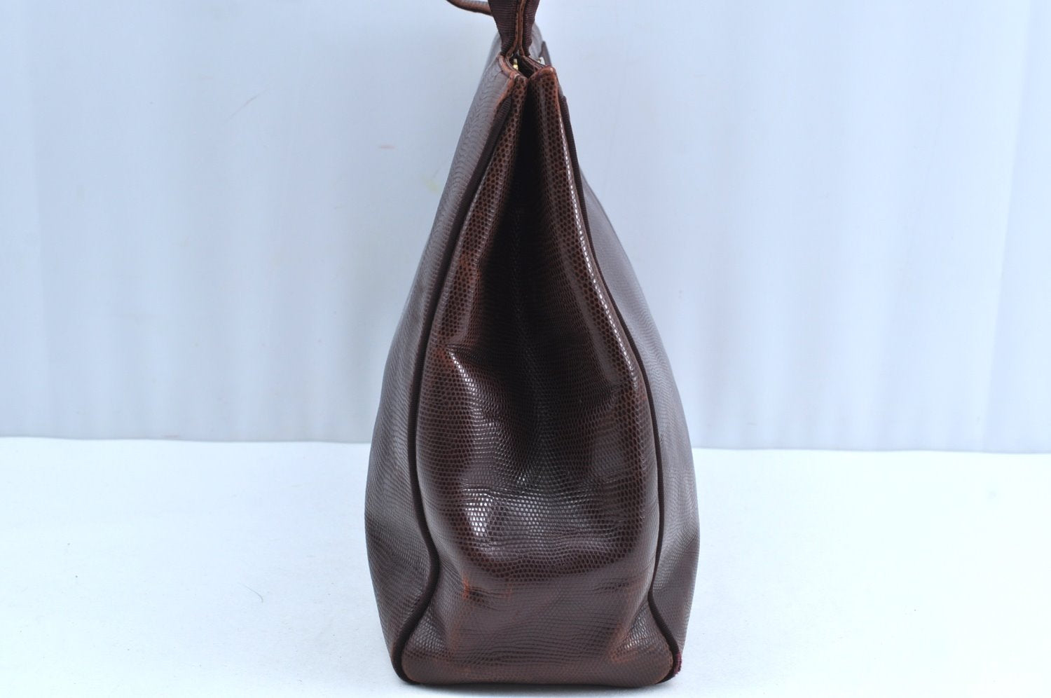 Authentic Salvatore Ferragamo Vara Leather Shoulder Tote Bag Brown Red SF K5266