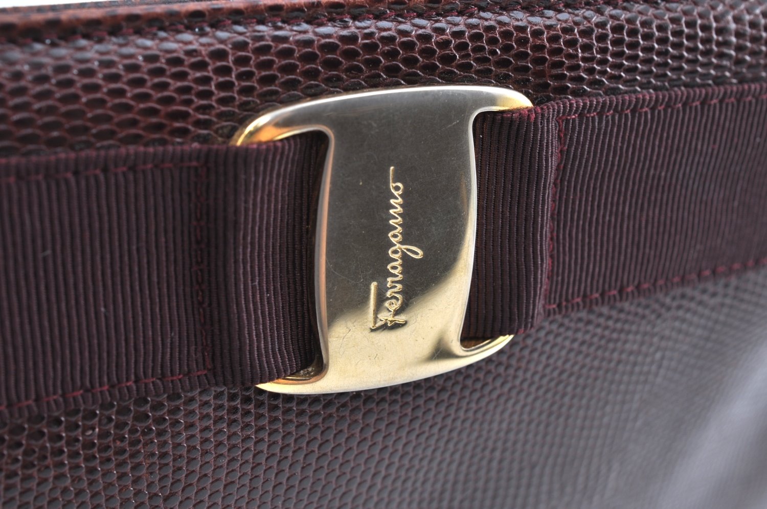 Authentic Salvatore Ferragamo Vara Leather Shoulder Tote Bag Brown Red SF K5266
