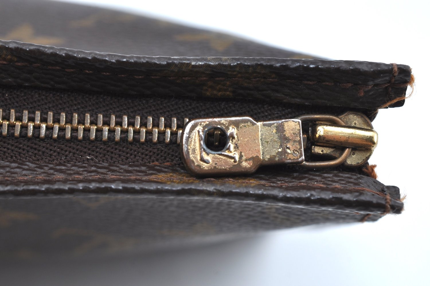 Auth Louis Vuitton Monogram Poche Toilette 26 Cosmetics Pouch Old Model LV K5292