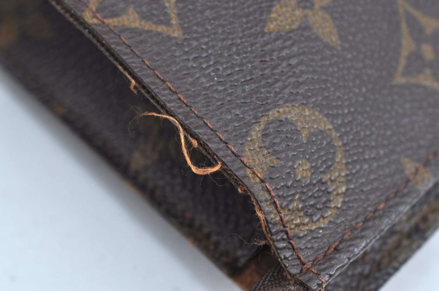 Auth Louis Vuitton Monogram Poche Toilette 26 Cosmetics Pouch Old Model LV K5292