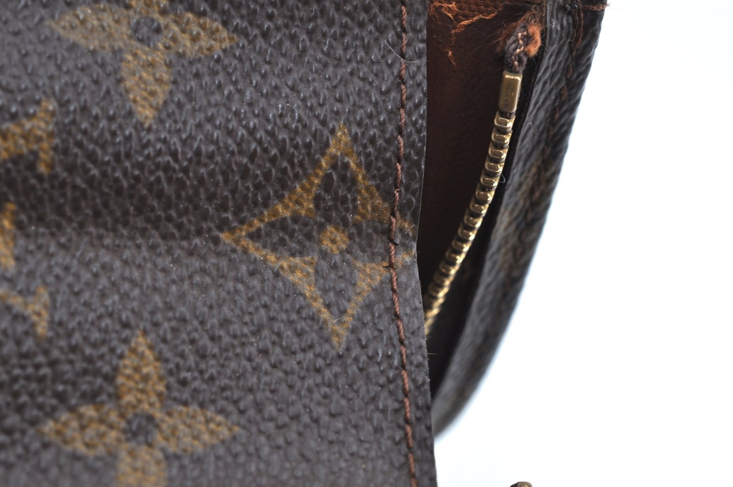 Auth Louis Vuitton Monogram Poche Toilette 26 Cosmetics Pouch Old Model LV K5292