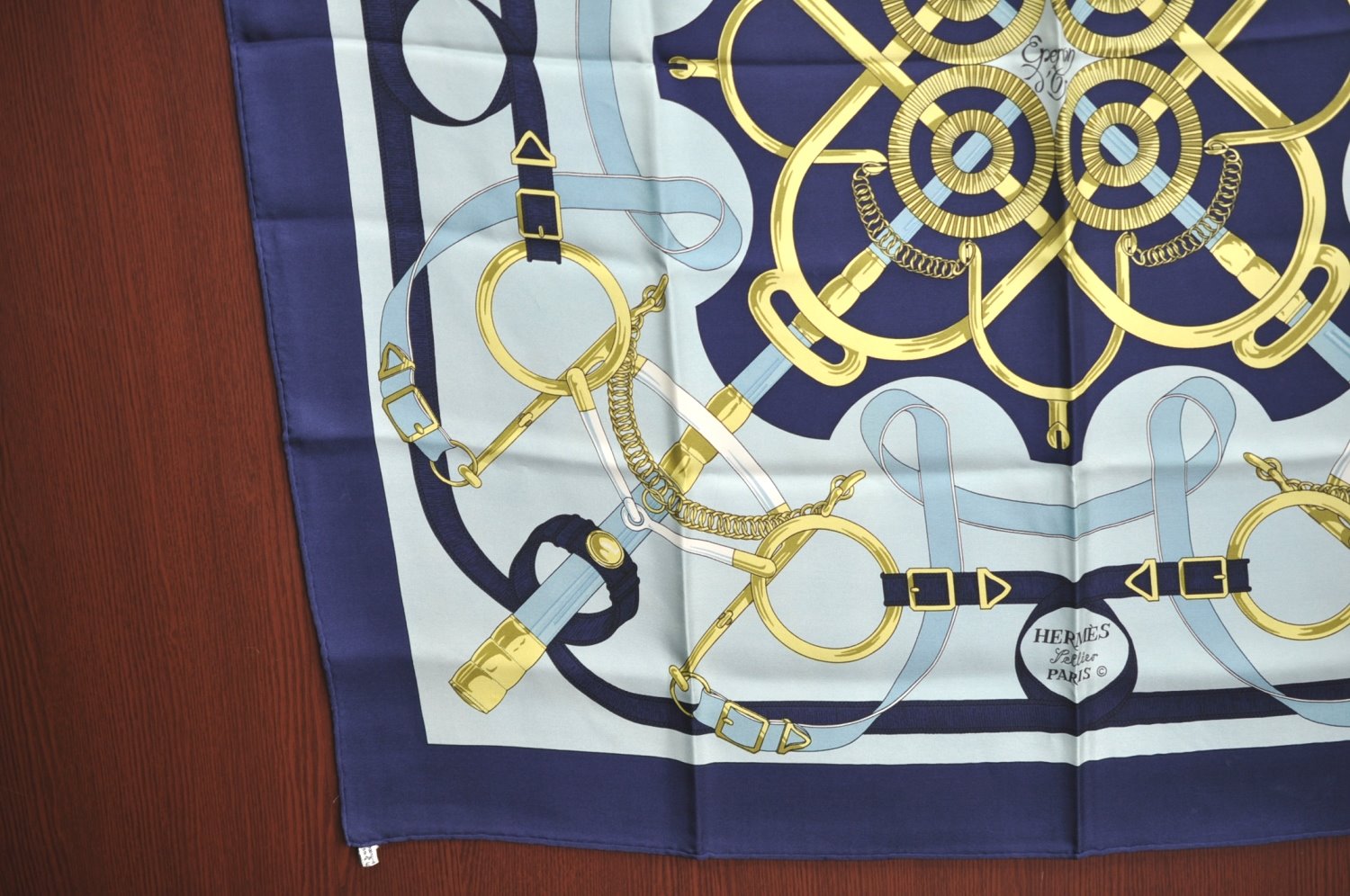 Authentic HERMES Carre 90 Scarf 