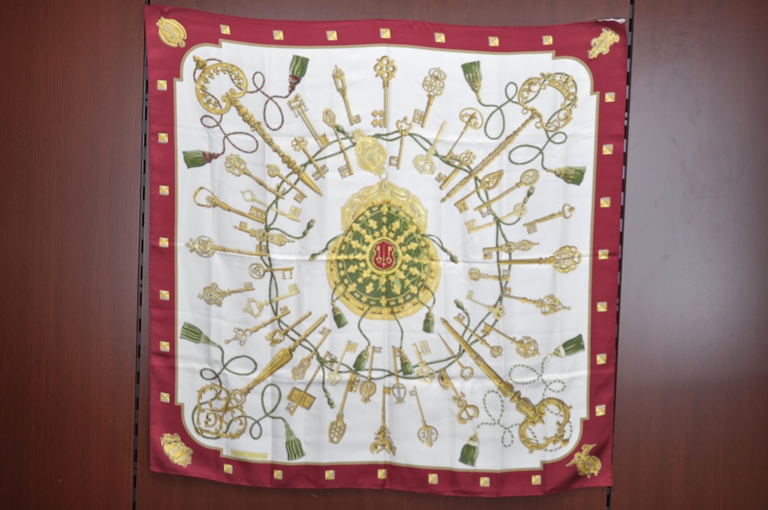 Authentic HERMES Carre 90 Scarf 