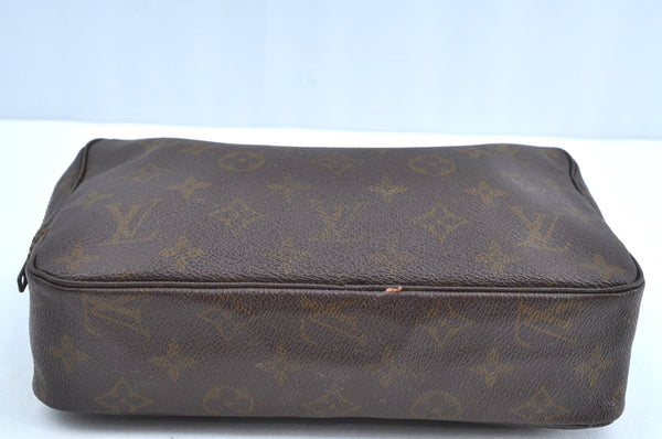 Auth Louis Vuitton Monogram Trousse Toilette 23 Clutch Hand Bag Old Model K5299