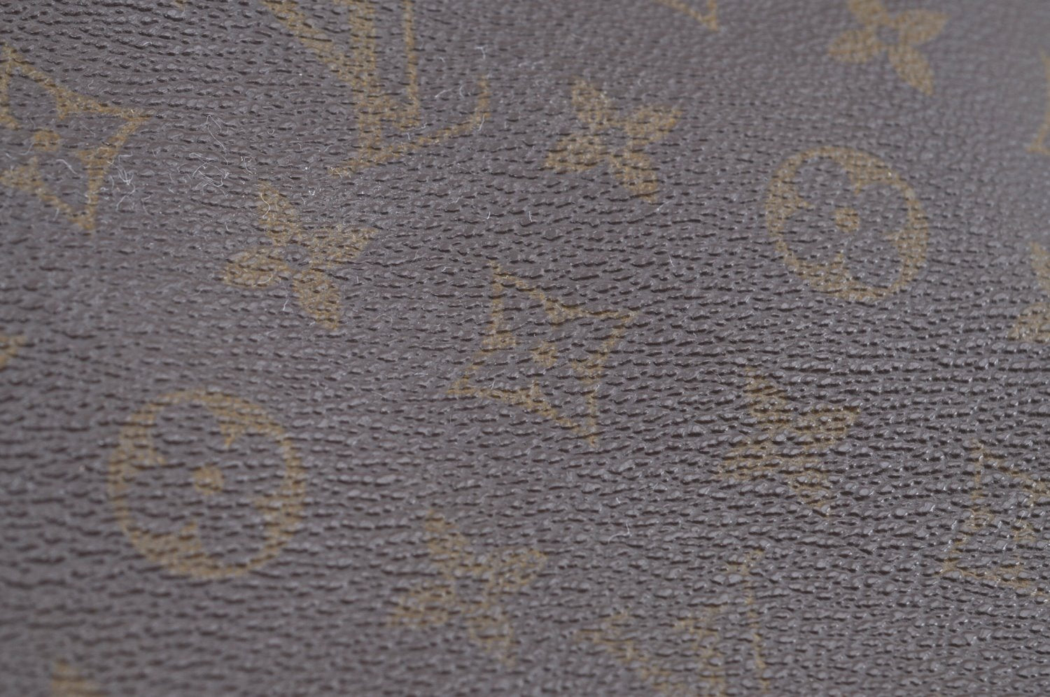 Auth Louis Vuitton Monogram Trousse Toilette 23 Clutch Hand Bag Old Model K5299