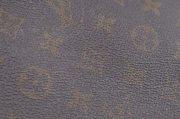 Auth Louis Vuitton Monogram Trousse Toilette 23 Clutch Hand Bag Old Model K5299