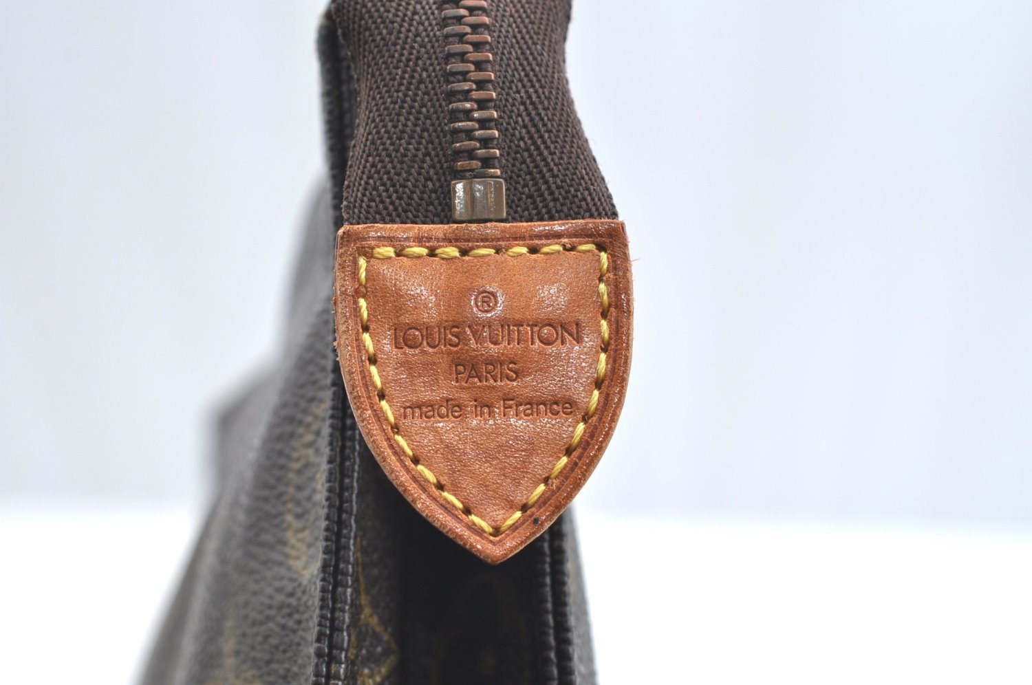 Authentic Louis Vuitton Monogram Poche Toilette 26 M47542 Cosmetics Pouch K5313