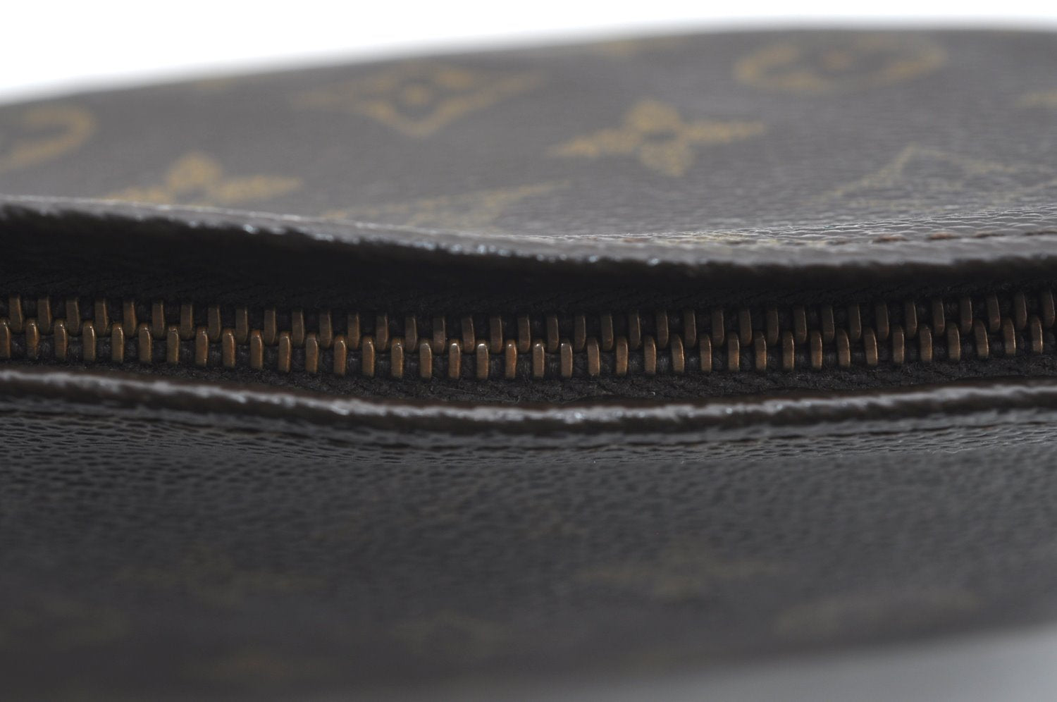 Authentic Louis Vuitton Monogram Poche Toilette 26 M47542 Cosmetics Pouch K5313