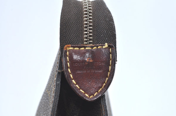 Auth Louis Vuitton Monogram Poche Toilette 26 Cosmetics Pouch Old Model LV K5329