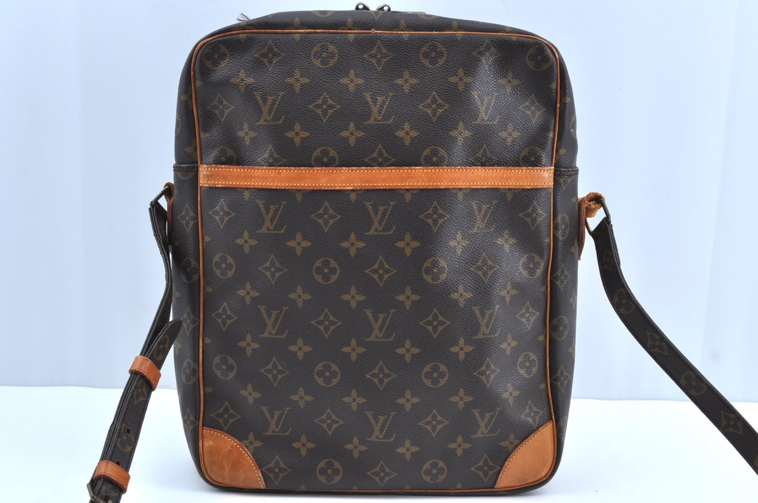 Authentic Louis Vuitton Monogram Danube 28 Shoulder Cross Body Bag LV K5333