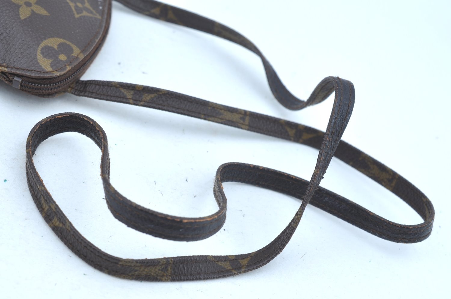 Auth Louis Vuitton Monogram Pochette Secret Shoulder Bag Pouch Old Model K5335