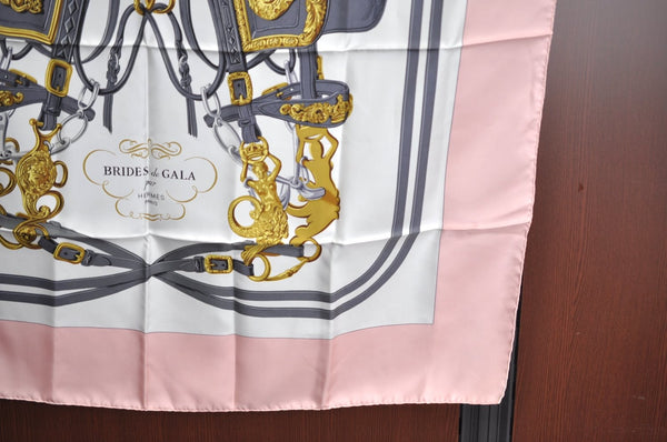 Authentic HERMES Carre 90 Scarf "BRIDES de GALA" Silk LightPink White K5343