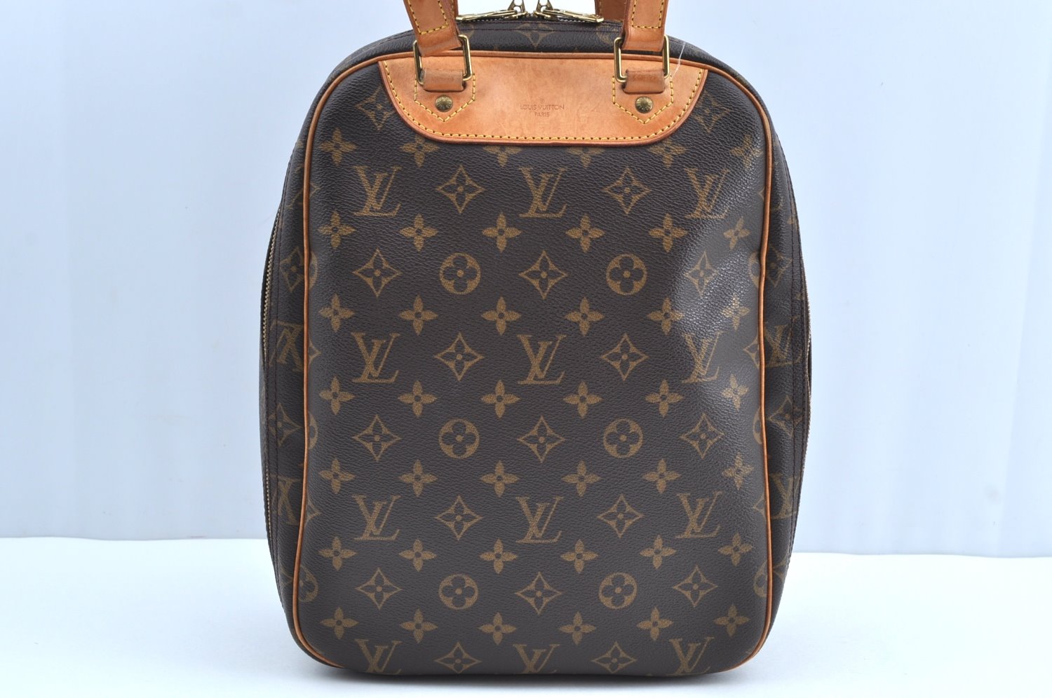 Authentic Louis Vuitton Monogram Excursion Hand Bag M41450 LV K5356