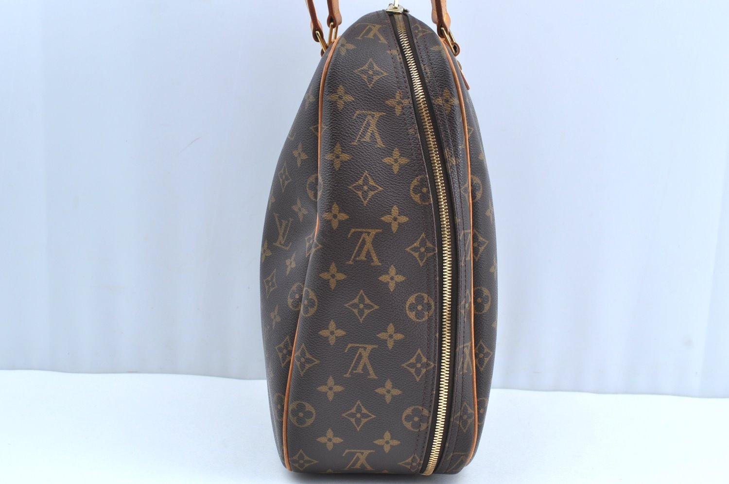 Authentic Louis Vuitton Monogram Excursion Hand Bag M41450 LV K5356