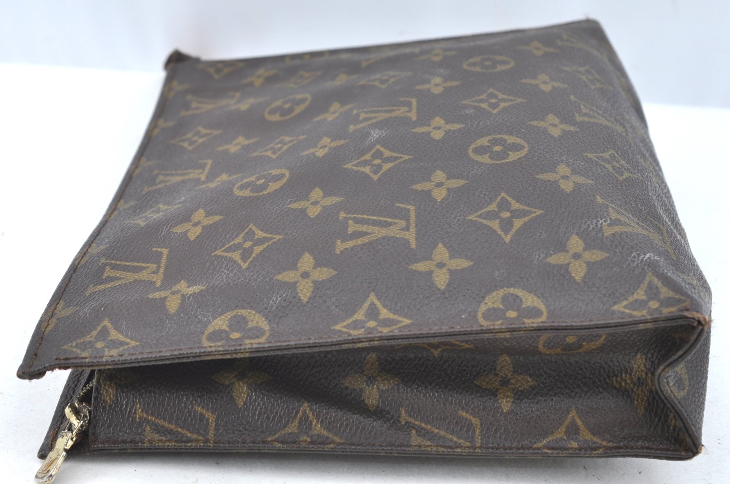 Authentic Louis Vuitton Monogram Poche Toilette 26 M47542 Cosmetics Pouch K5360