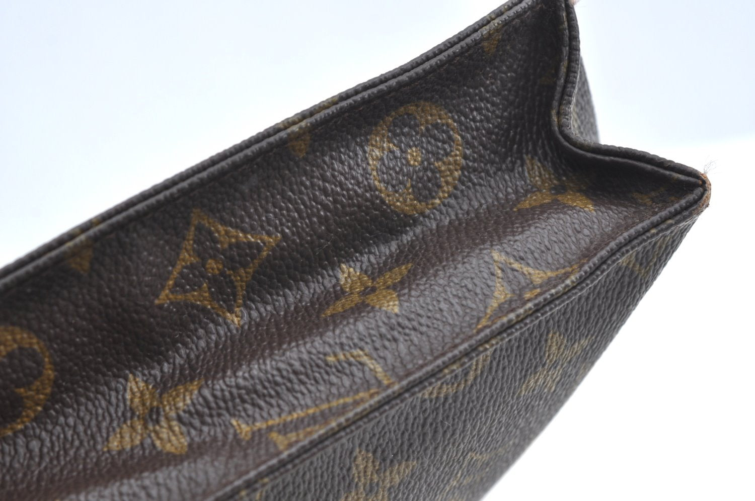 Authentic Louis Vuitton Monogram Poche Toilette 26 M47542 Cosmetics Pouch K5360