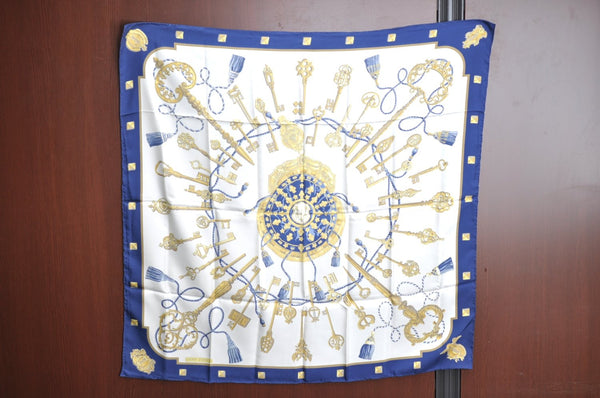 Authentic HERMES Carre 90 Scarf "LES CLES" Silk Navy Blue K5365