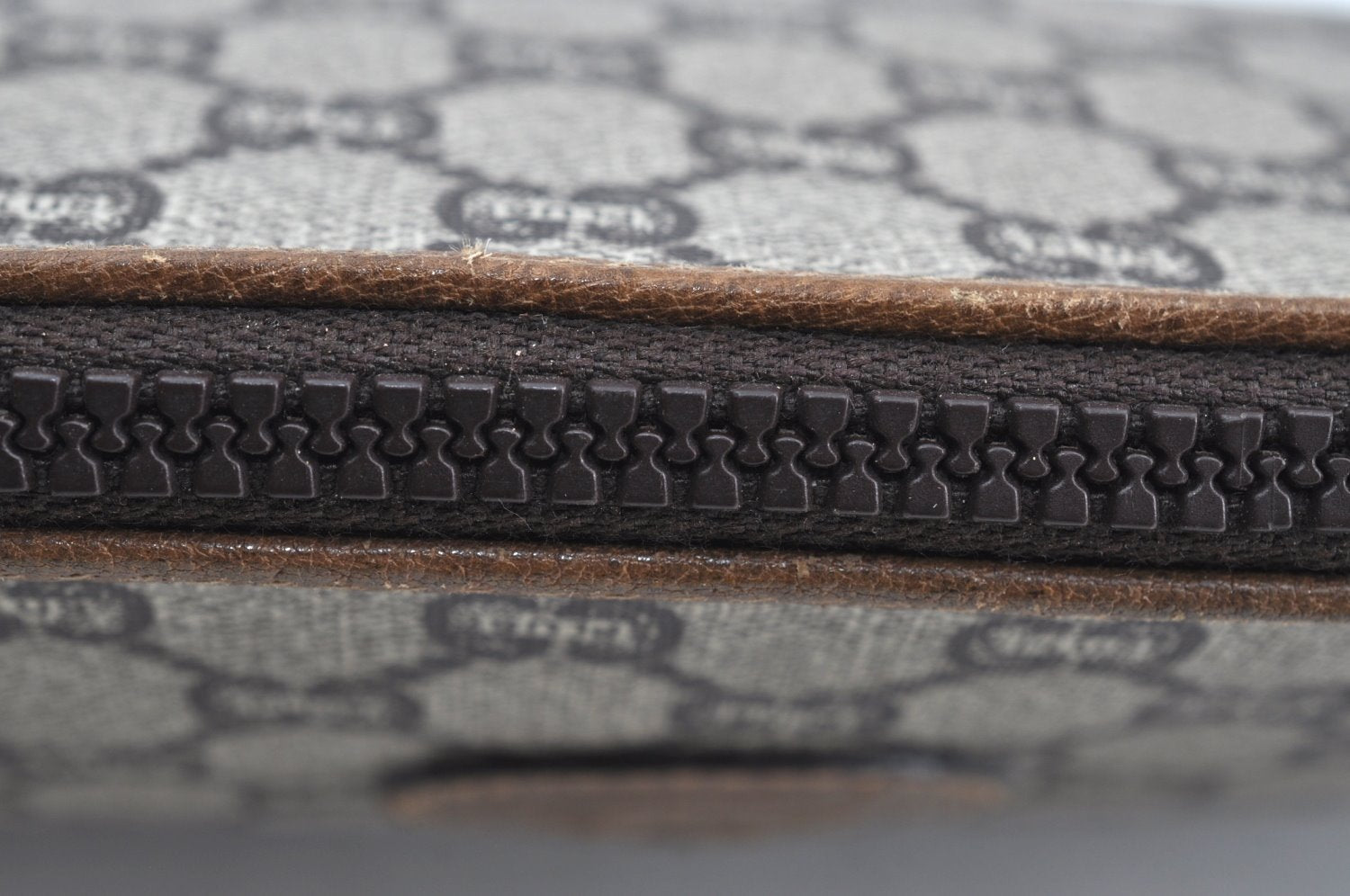 Authentic GUCCI GG Plus Clutch Hand Bag Purse GG PVC Leather Brown K5371