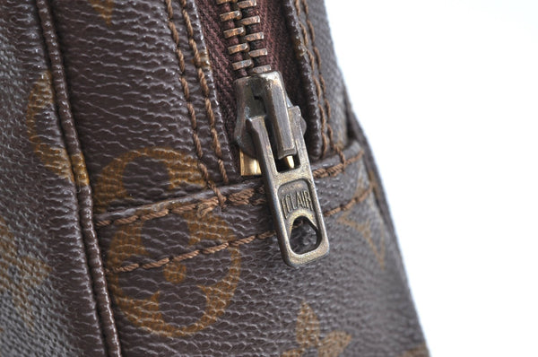 Auth Louis Vuitton Monogram Trousse Toilette 23 Clutch Hand Bag Old Model K5372