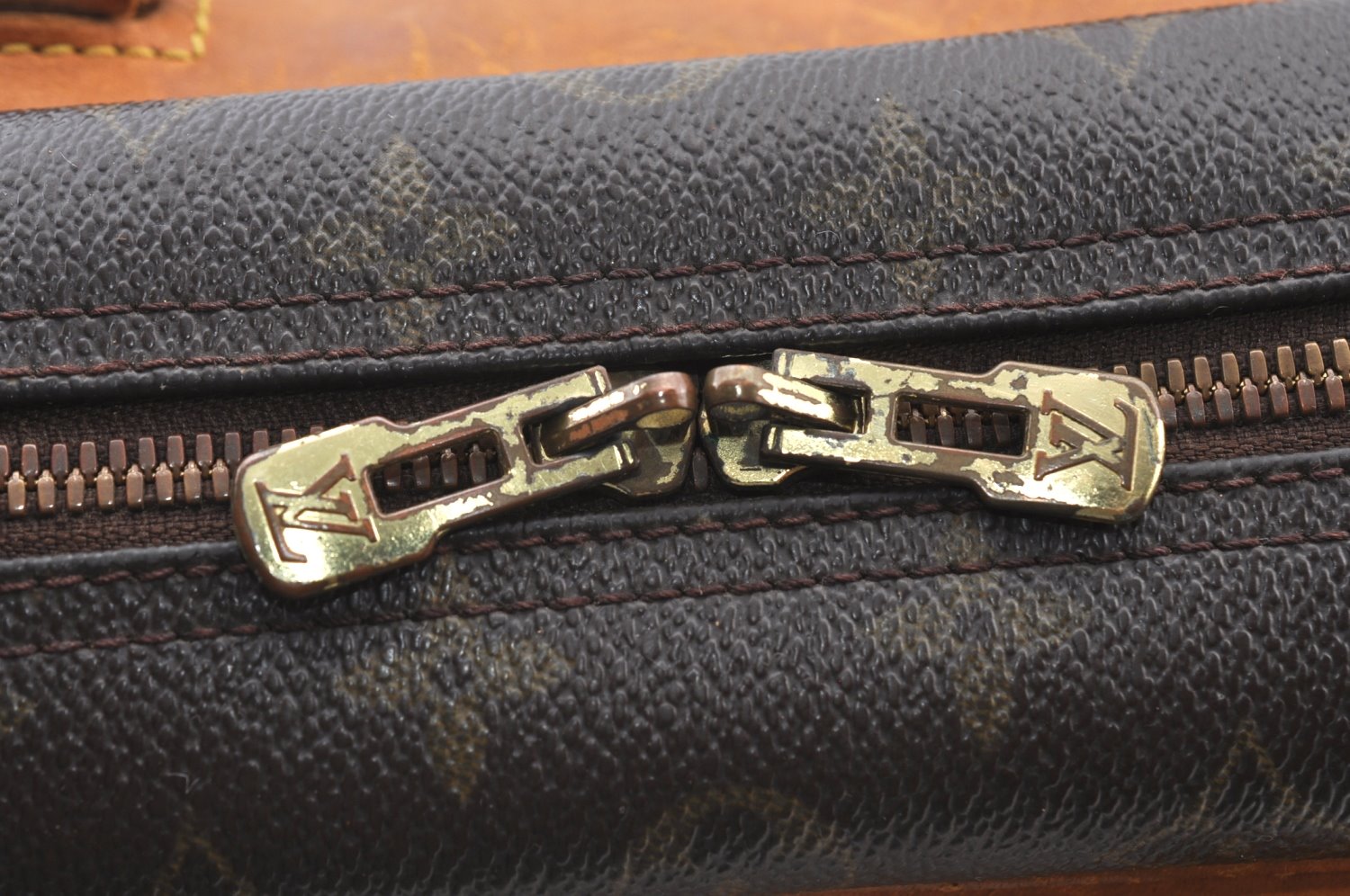 Authentic Louis Vuitton Monogram Deauville Hand Bag M47270 LV K5373