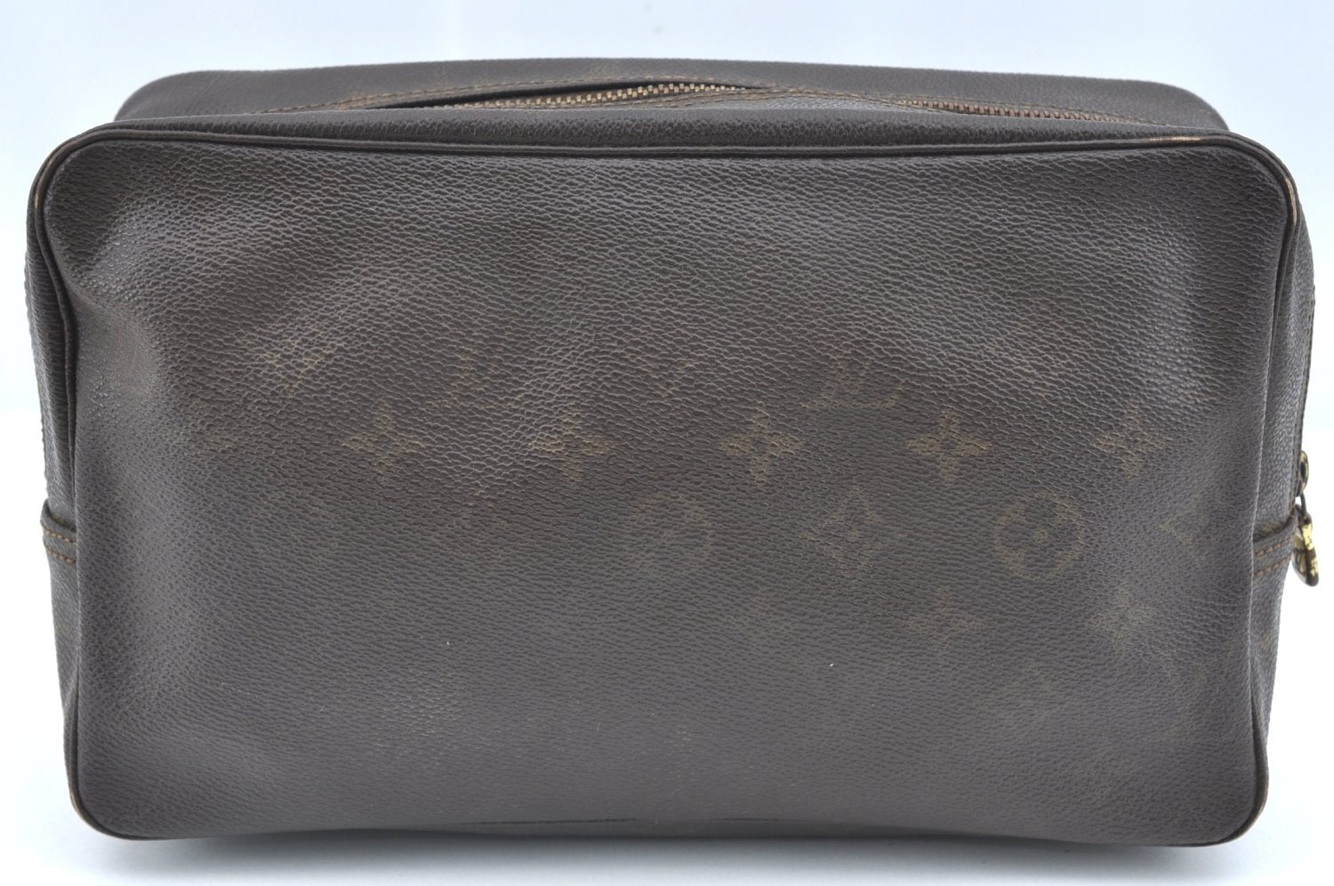 Auth Louis Vuitton Monogram Trousse Toilette 28 Clutch Hand Bag M47522 LV K5383