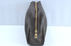 Auth Louis Vuitton Monogram Trousse Toilette 28 Clutch Hand Bag M47522 LV K5386