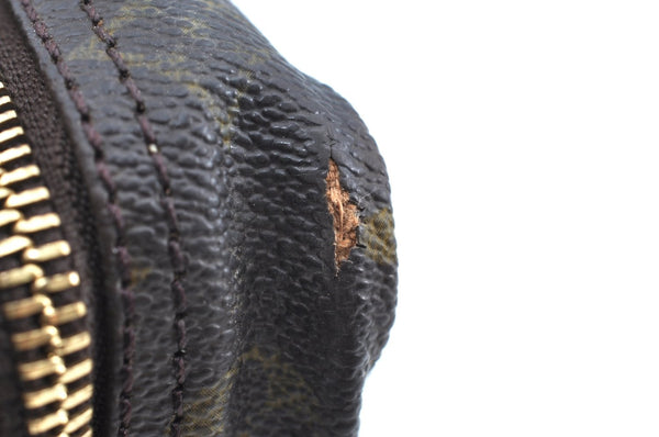 Auth Louis Vuitton Monogram Trousse Toilette 28 Clutch Hand Bag M47522 LV K5386