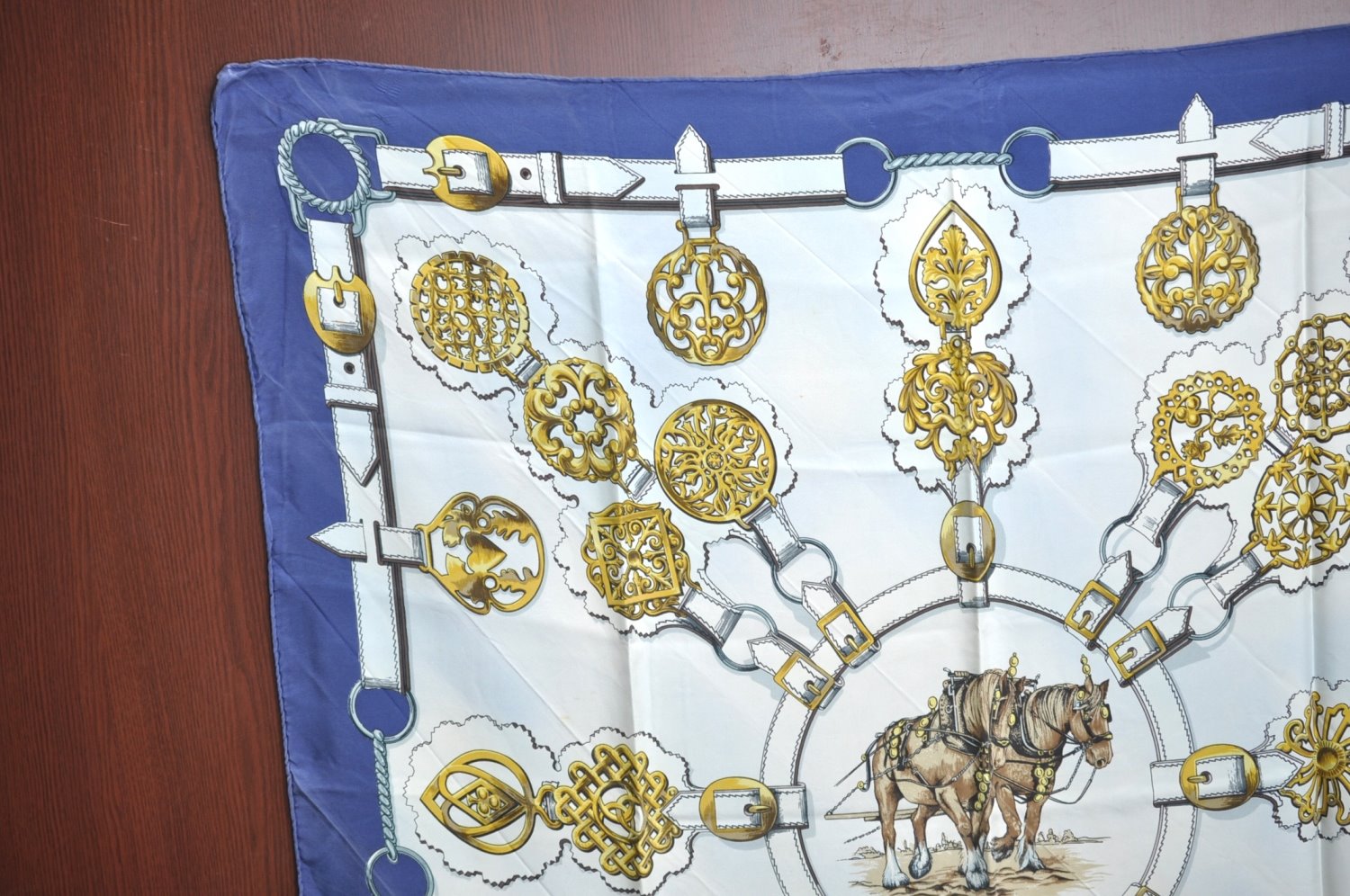 Authentic HERMES Carre 90 Scarf 