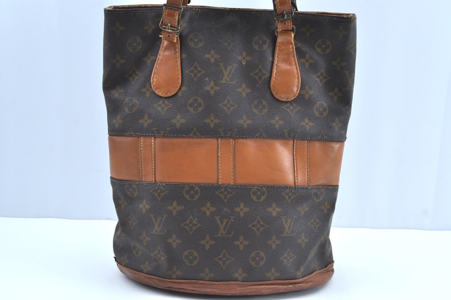 Authentic Louis Vuitton Monogram Bucket GM Shoulder Bag T42236 USA Model K5521