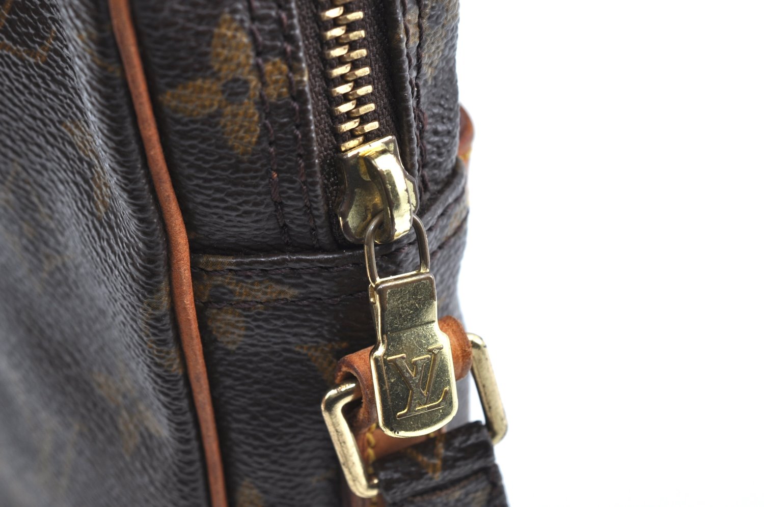 Authentic Louis Vuitton Monogram Danube Shoulder Cross Body Bag M45266 LV K5542