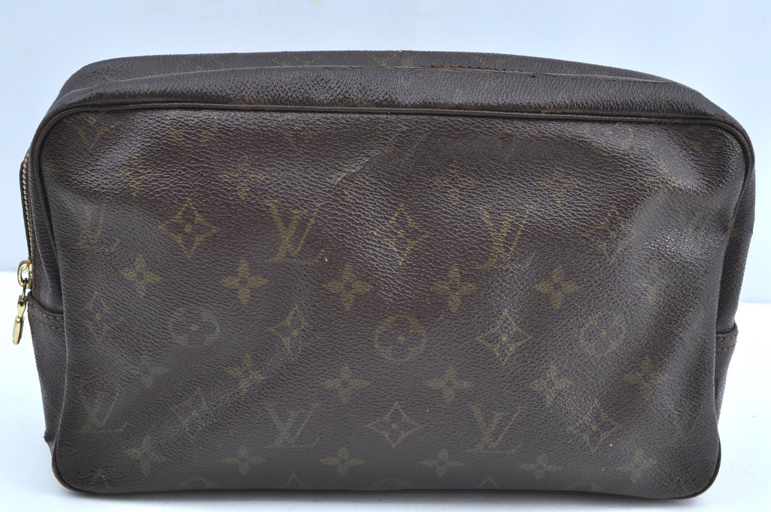 Auth Louis Vuitton Monogram Trousse Toilette 28 Clutch Hand Bag M47522 LV K5558
