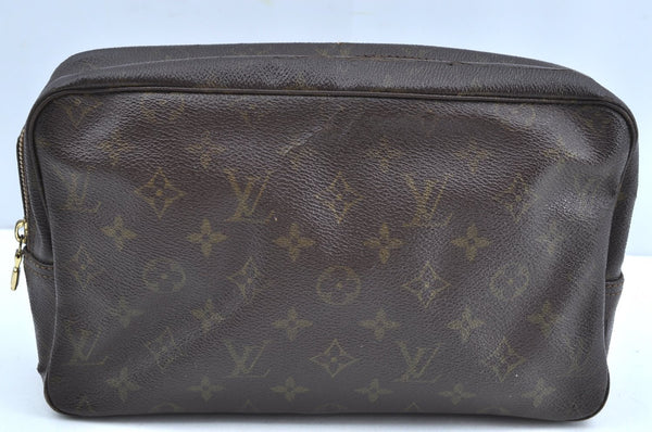 Auth Louis Vuitton Monogram Trousse Toilette 28 Clutch Hand Bag M47522 LV K5558