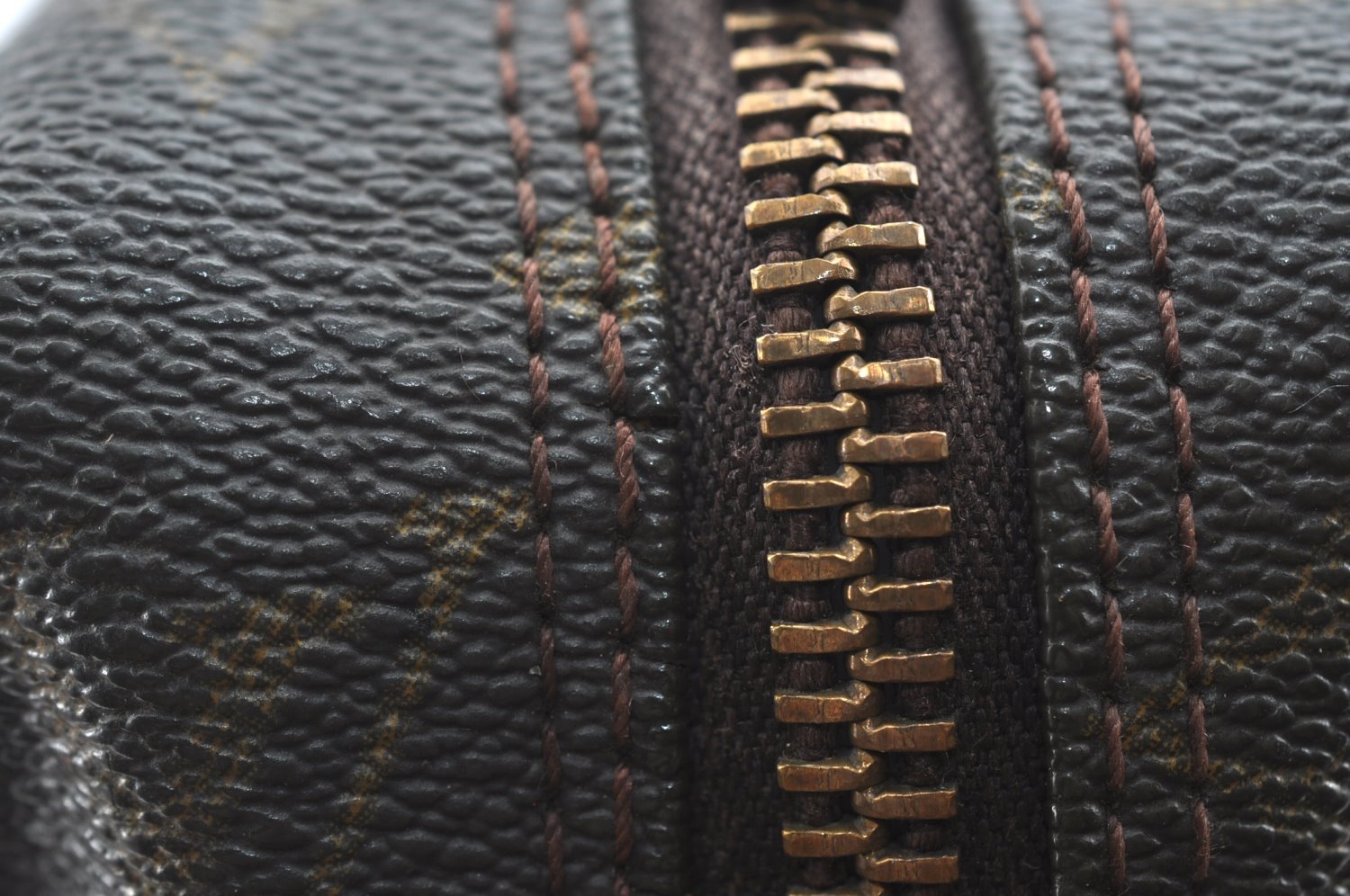 Auth Louis Vuitton Monogram Trousse Toilette 28 Clutch Bag Old Model Junk K5562