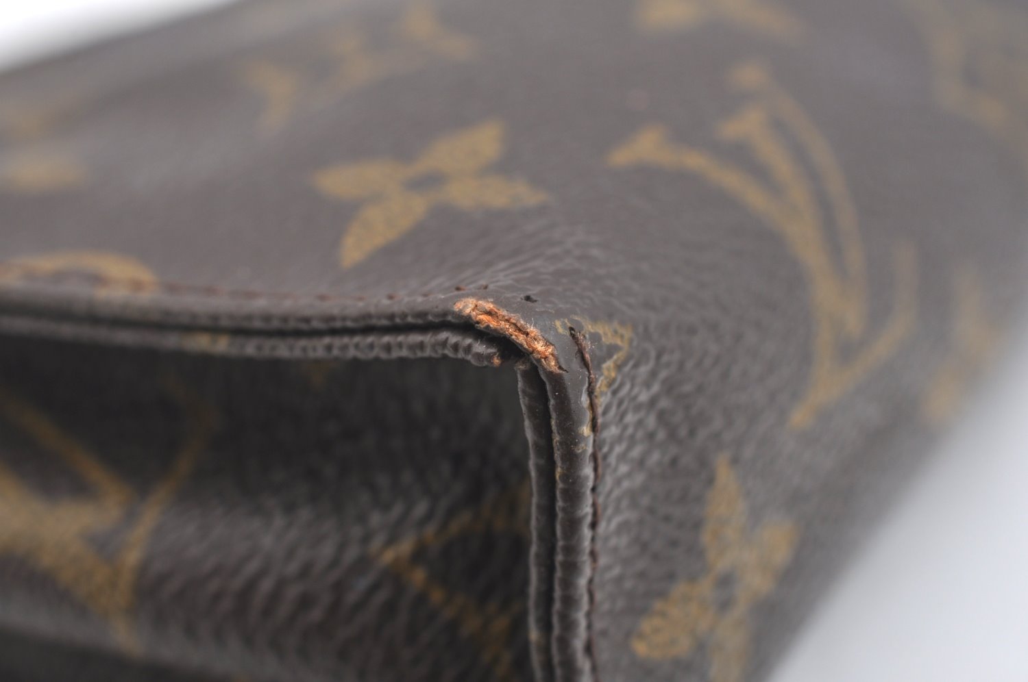 Authentic Louis Vuitton Monogram Poche Toilette 15 M47546 Cosmetics Pouch K5563