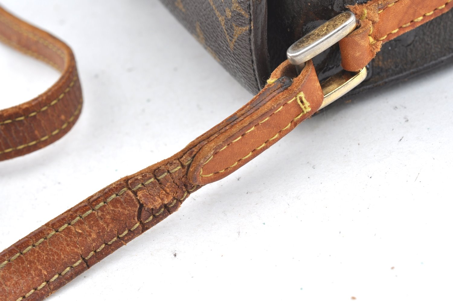 Authentic Louis Vuitton Monogram Saint Cloud MM M51243 Shoulder Cross Bag Junk K5564