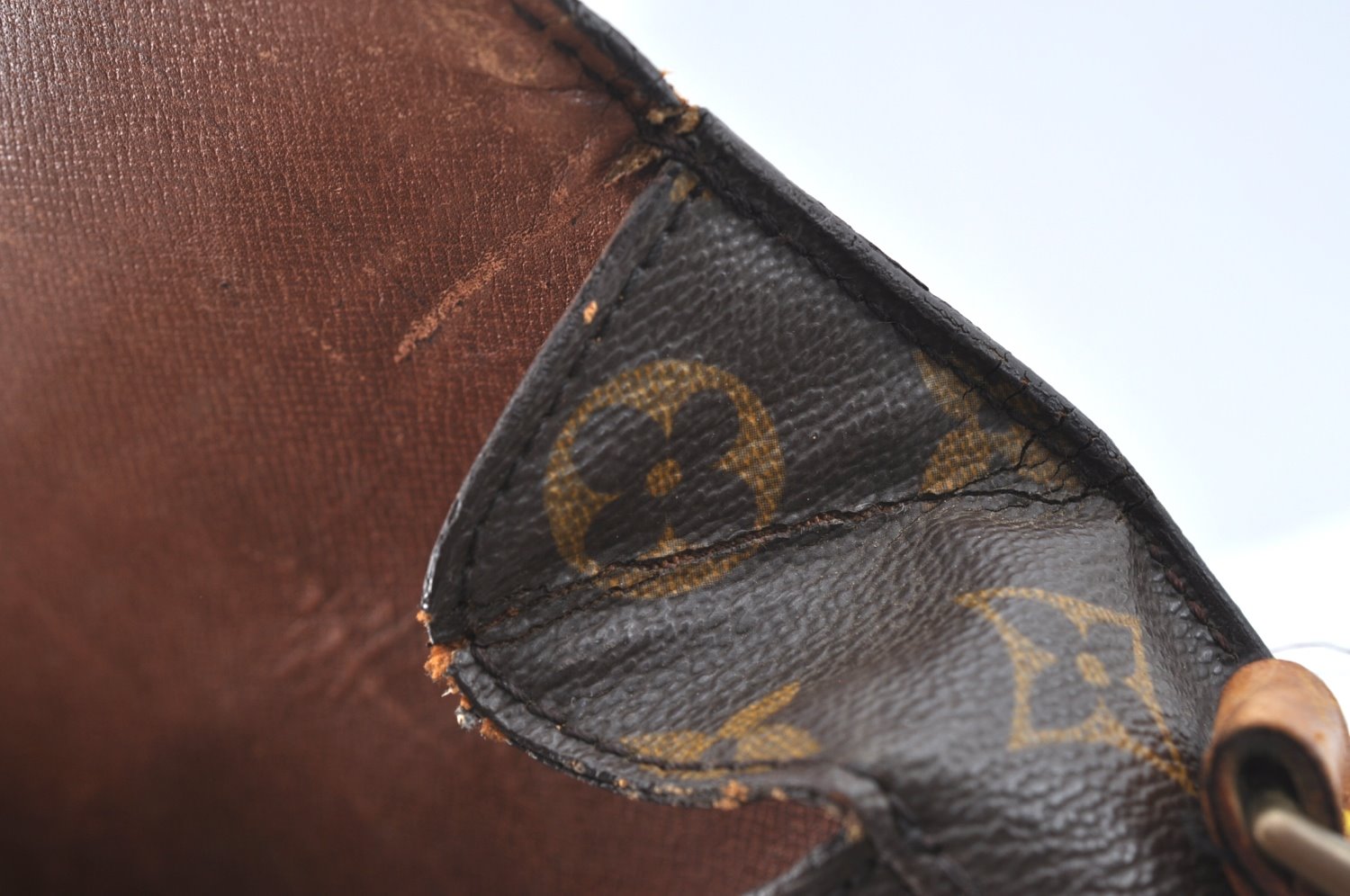 Authentic Louis Vuitton Monogram Saint Cloud MM M51243 Shoulder Cross Bag Junk K5564