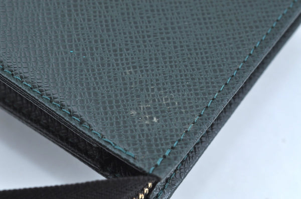 Auth Louis Vuitton Taiga Poche Toilette Cosmetics Pouch Green M99034 Junk K5572