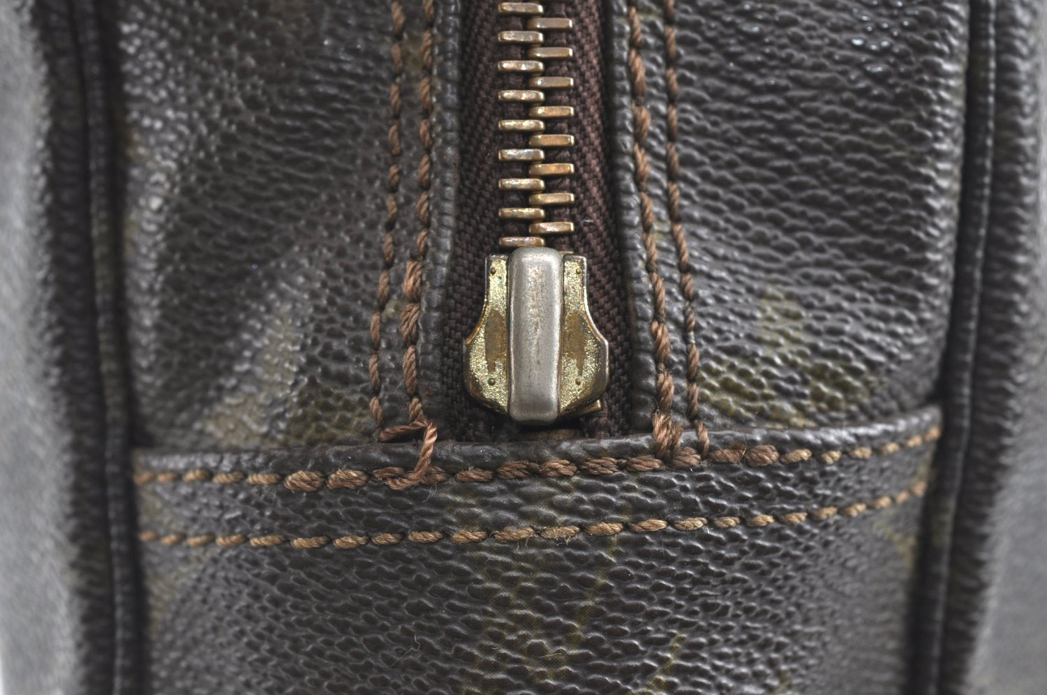 Auth Louis Vuitton Monogram Trousse Toilette 28 Clutch Bag Old Model Junk K5597