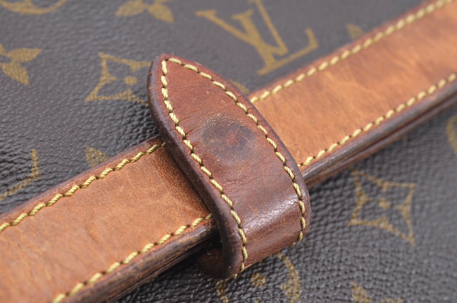 Auth Louis Vuitton Monogram Pochette Pliante Clutch Hand Bag Old Model LV K5604