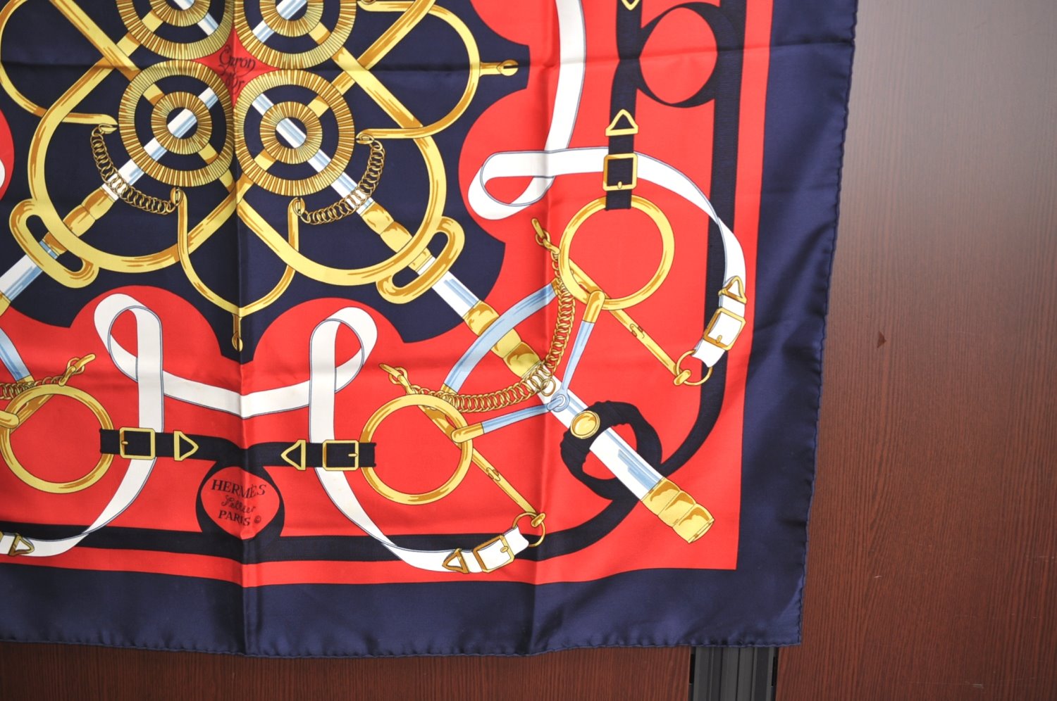 Authentic HERMES Carre 90 Scarf 