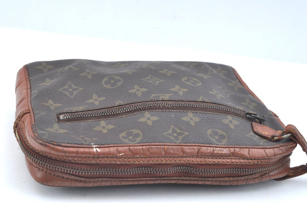 Authentic Louis Vuitton Monogram Pochette Sport Clutch Hand Bag Old Model K5626