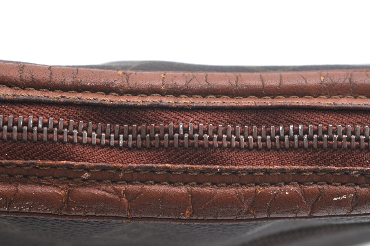 Authentic Louis Vuitton Monogram Pochette Sport Clutch Hand Bag Old Model K5626