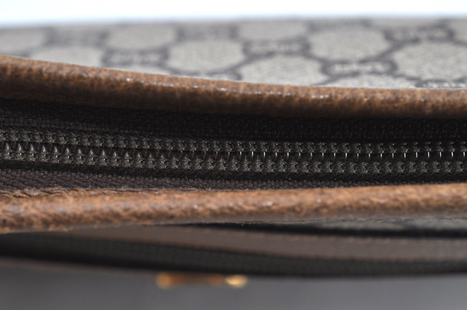 Authentic GUCCI GG Plus Clutch Hand Bag Purse PVC Leather Brown K5632