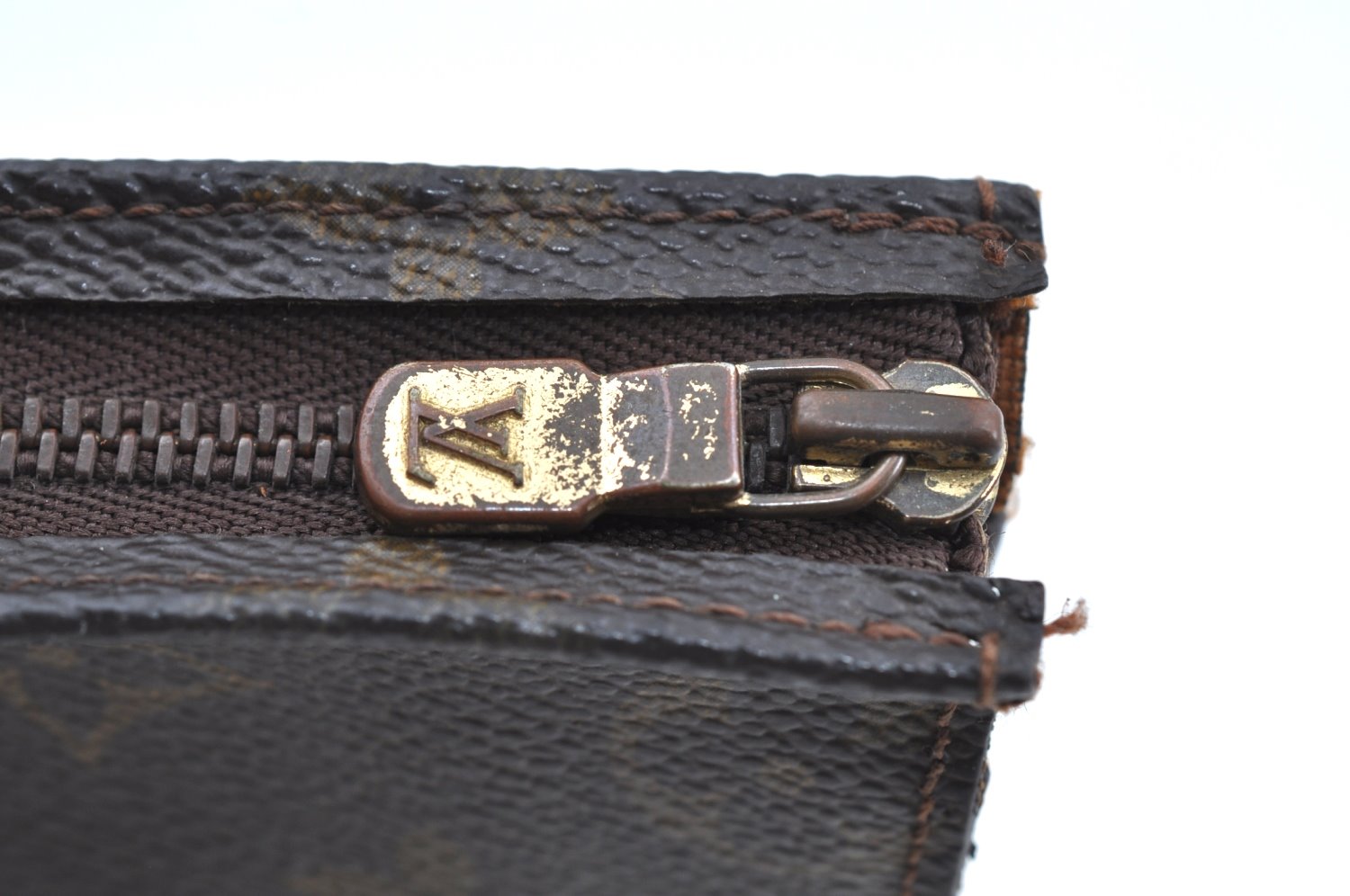 Auth Louis Vuitton Monogram Poche Toilette 26 Cosmetics Pouch Old Model LV K5650