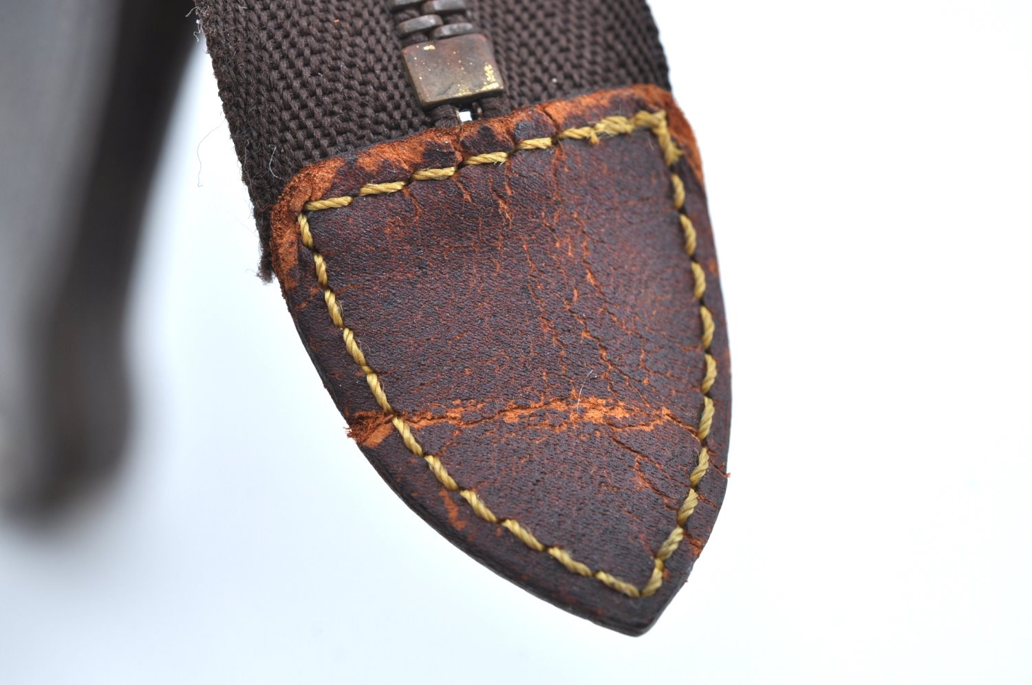 Auth Louis Vuitton Monogram Poche Toilette 26 Cosmetics Pouch Old Model LV K5650