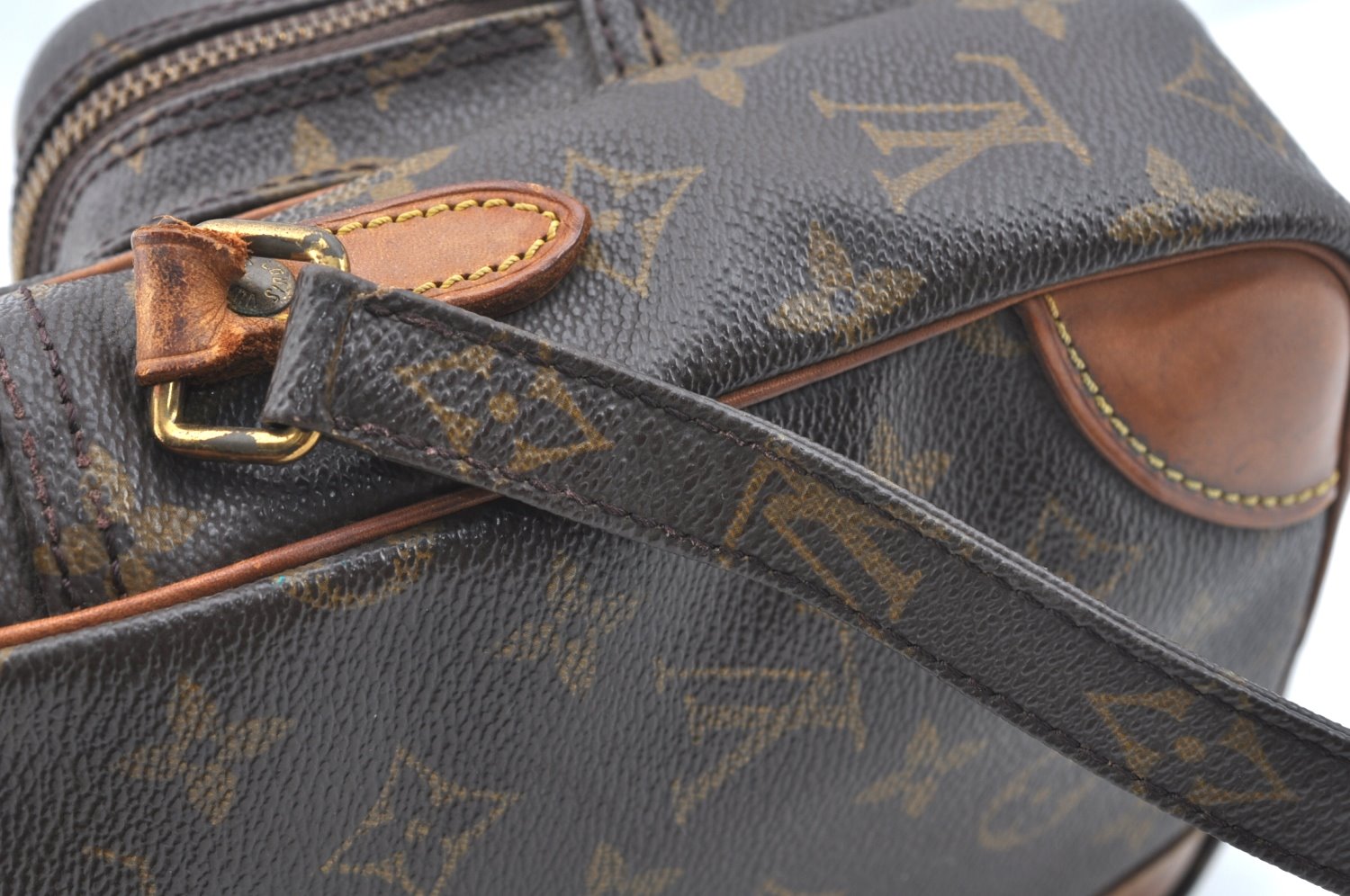 Authentic Louis Vuitton Monogram Amazone Shoulder Cross Body Bag M45236 LV K5659