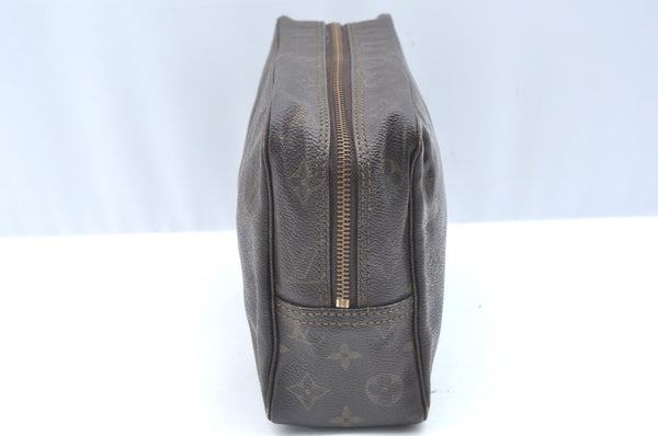 Auth Louis Vuitton Monogram Trousse Toilette 28 Clutch Hand Bag M47522 LV K5661