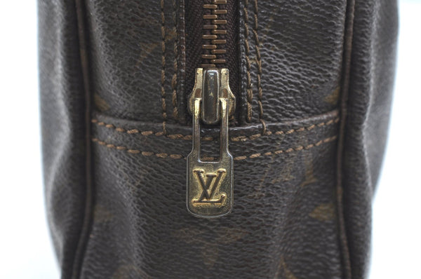 Auth Louis Vuitton Monogram Trousse Toilette 28 Clutch Hand Bag M47522 LV K5661